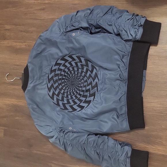 Diessel jacket size is large in great shape. - Picture 2 of 5